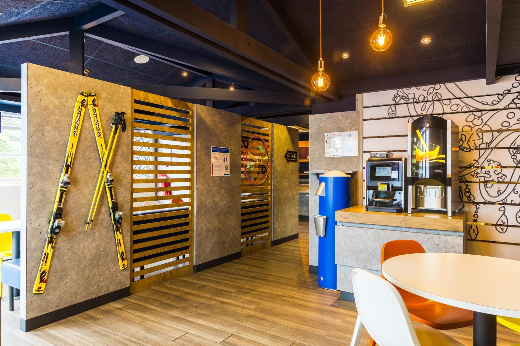 Ibis Budget Les Moulineaux Paris Ouest Hotel